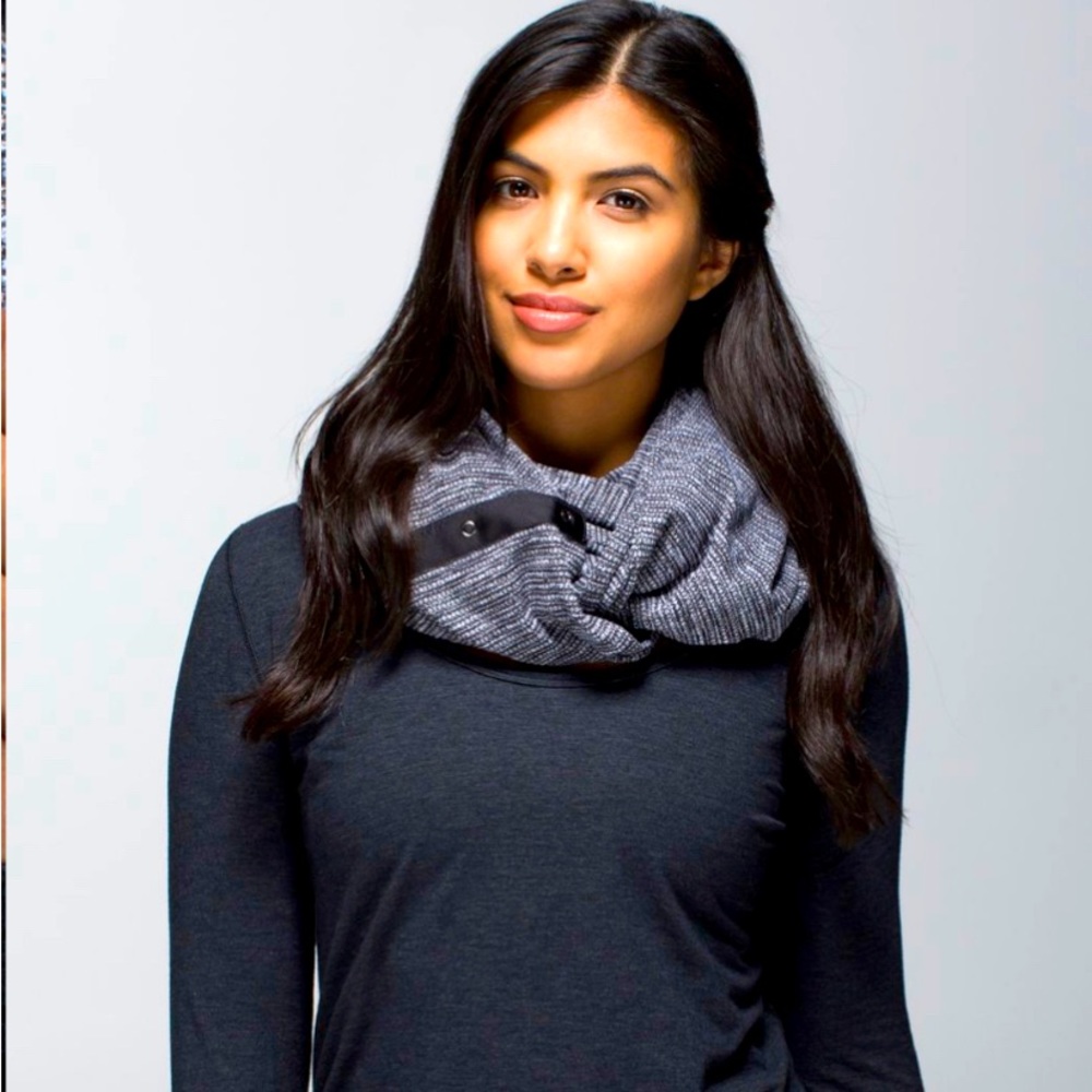 Lululemon Vinyasa Scarf *Rulu - blue